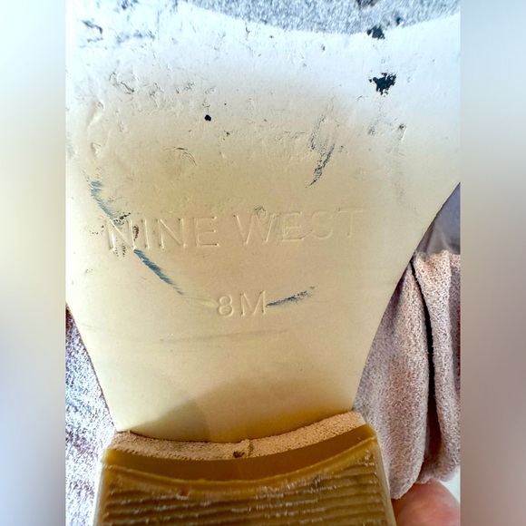 Nine West Women’s Mule Clogs Two Strap Sandals Size 8 Tan - Picture 9 of 9